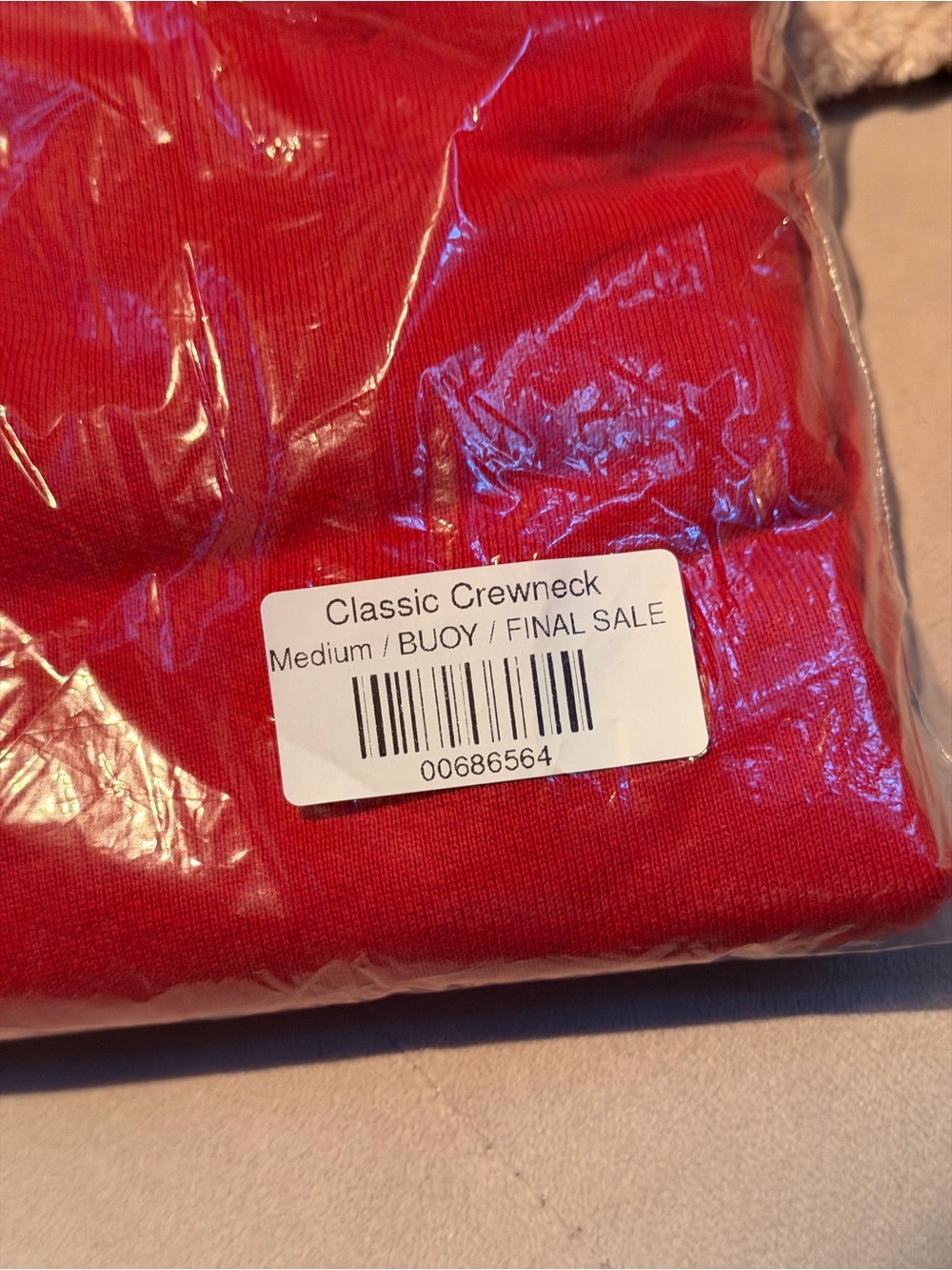 NWT Ray the Brand Classic Crewneck in Red - Picture 3 of 4